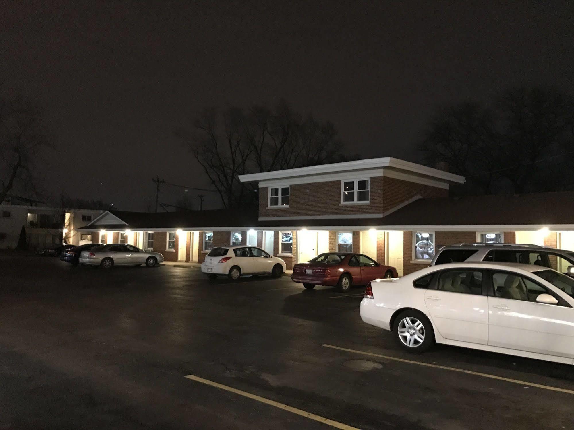 Gateway Inn Оук Лоун Екстериор снимка