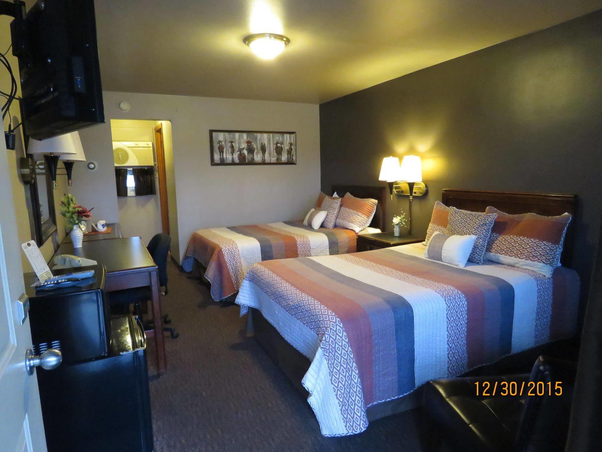 Gateway Inn Оук Лоун Екстериор снимка